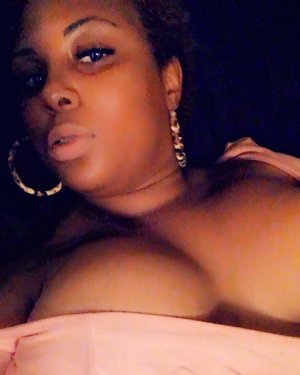 Cesarine free sex ads in Thomasville Georgia and hookup